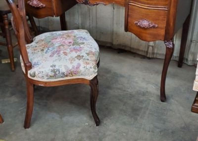 ONLINE ONLY: LAWN MOWER, ANTIQUE FURNITURE, GLASSWARE AND MORE ENDS OCTOBER 5 @ 7 PM CENTRAL