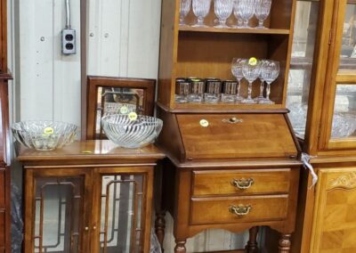 ONLINE ONLY: SMITH CHERRY AUCTION – ANTIQUES, FURNITURE, SIGNS, SILVER AND MORE ENDS APRIL 22, 2024 @ 7PM