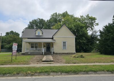 REAL ESTATE & 2 SEPERATE BUILDING LOTS – AUCTION ENDS AUGUST 27 @ 7 PM